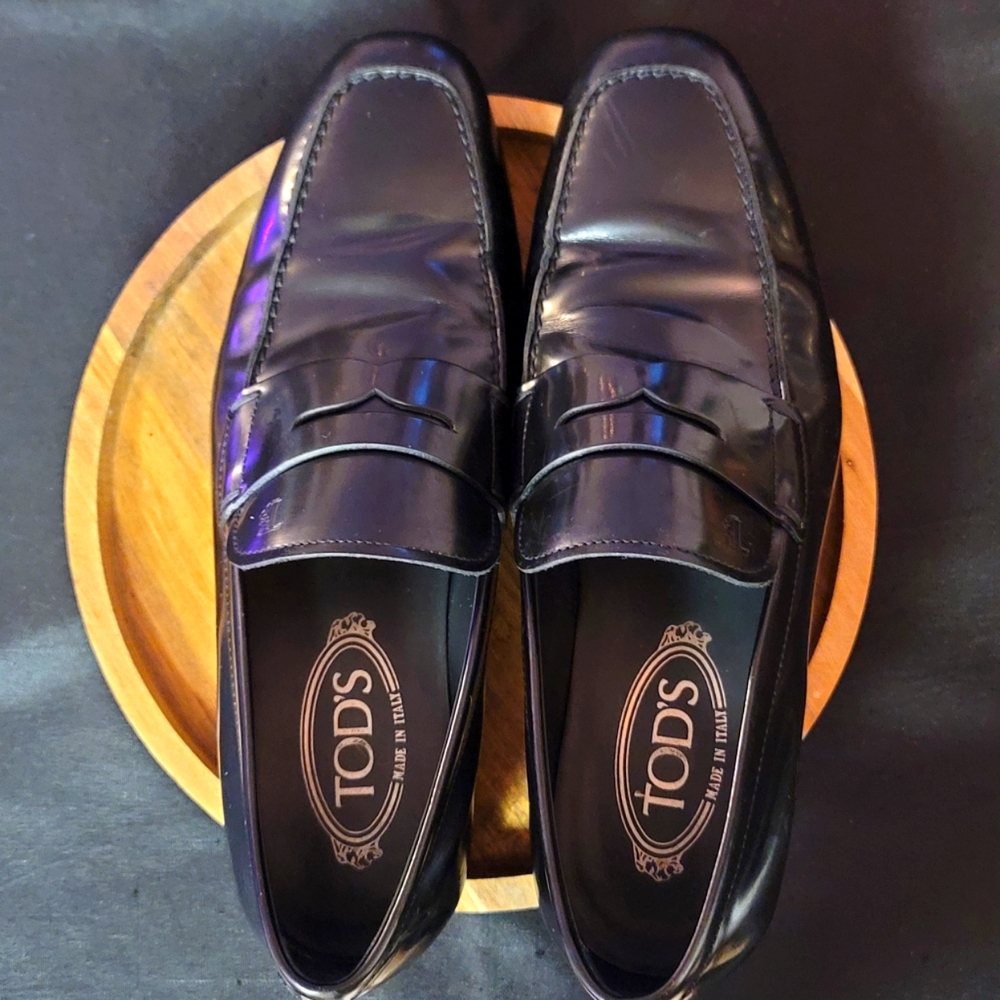 Tod's men's patent leather penny loafers size 5.5